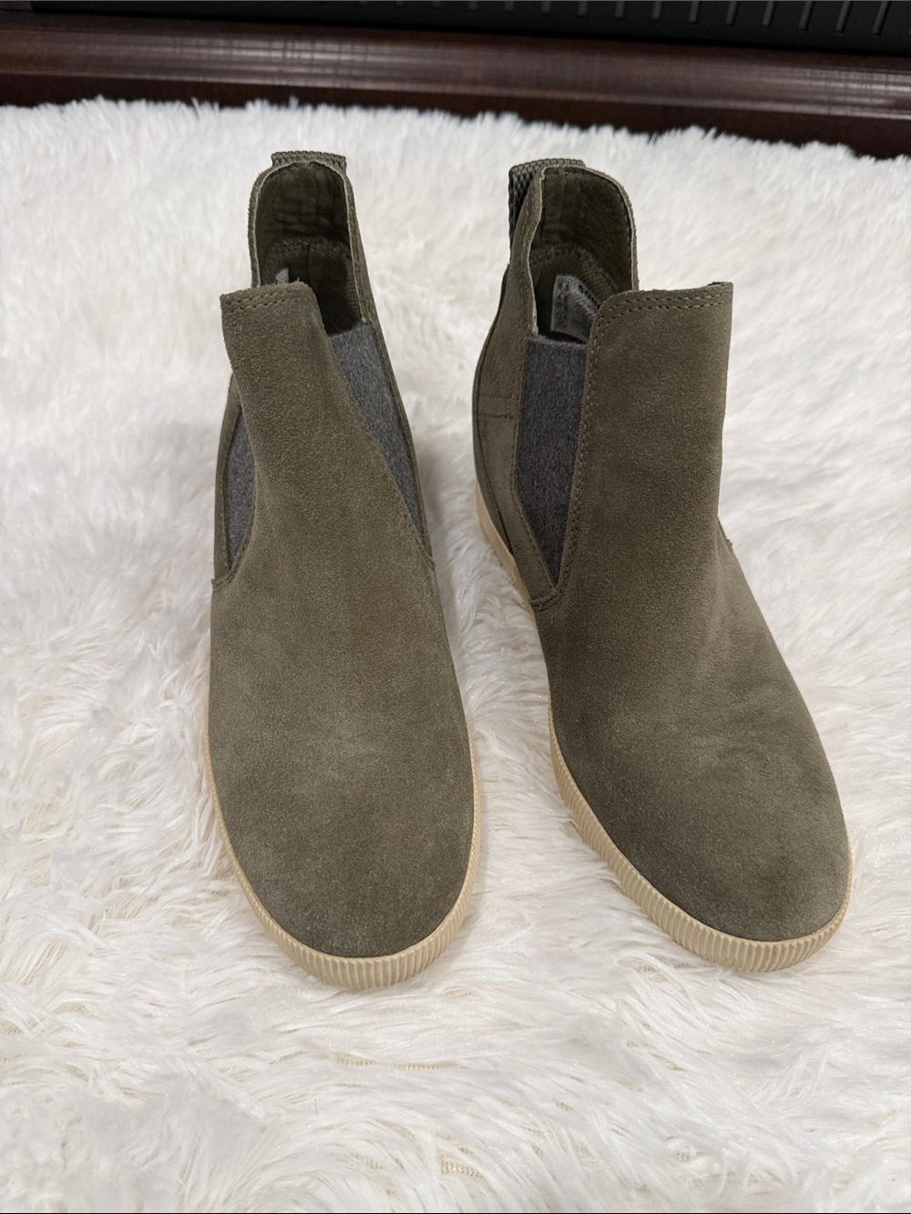 Sorel Suede Chelsea Slip-On Boots